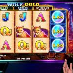 slot seru wolf gold