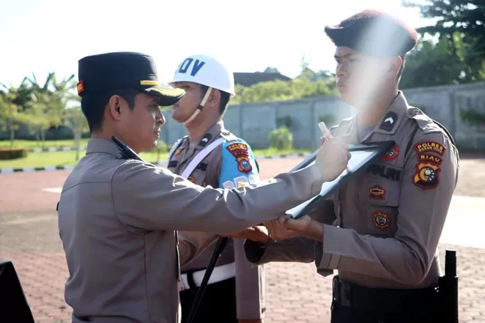 Empat Polisi Rohul Dipecat Gara-gara Tidak Disiplin dan Melanggar Etika