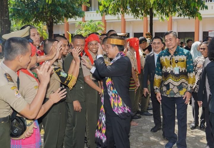 Menhut Berjanji Perjuangkan Lapangan Kerja bagi Lulusan SMK Kehutanan Negeri
